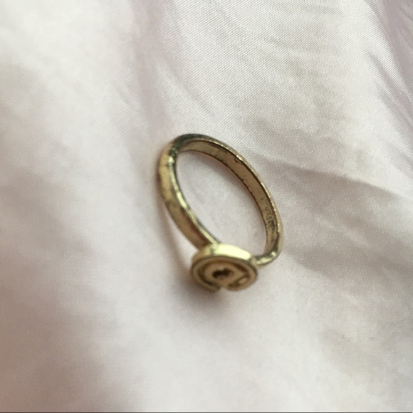 @ ring - Picture 4 of 5